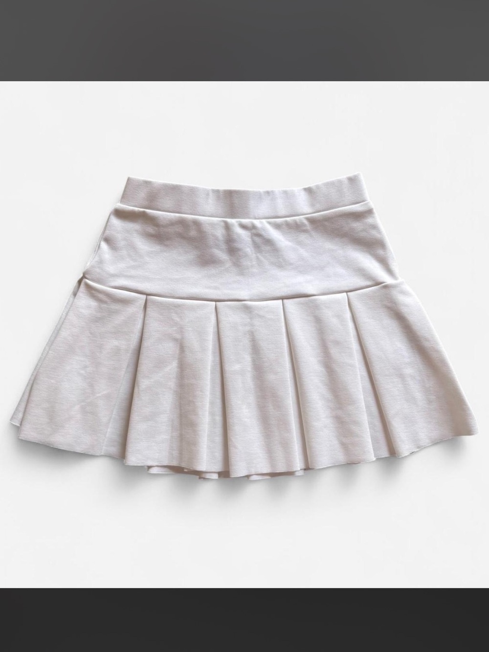 Pleated White Mini Skirt <3